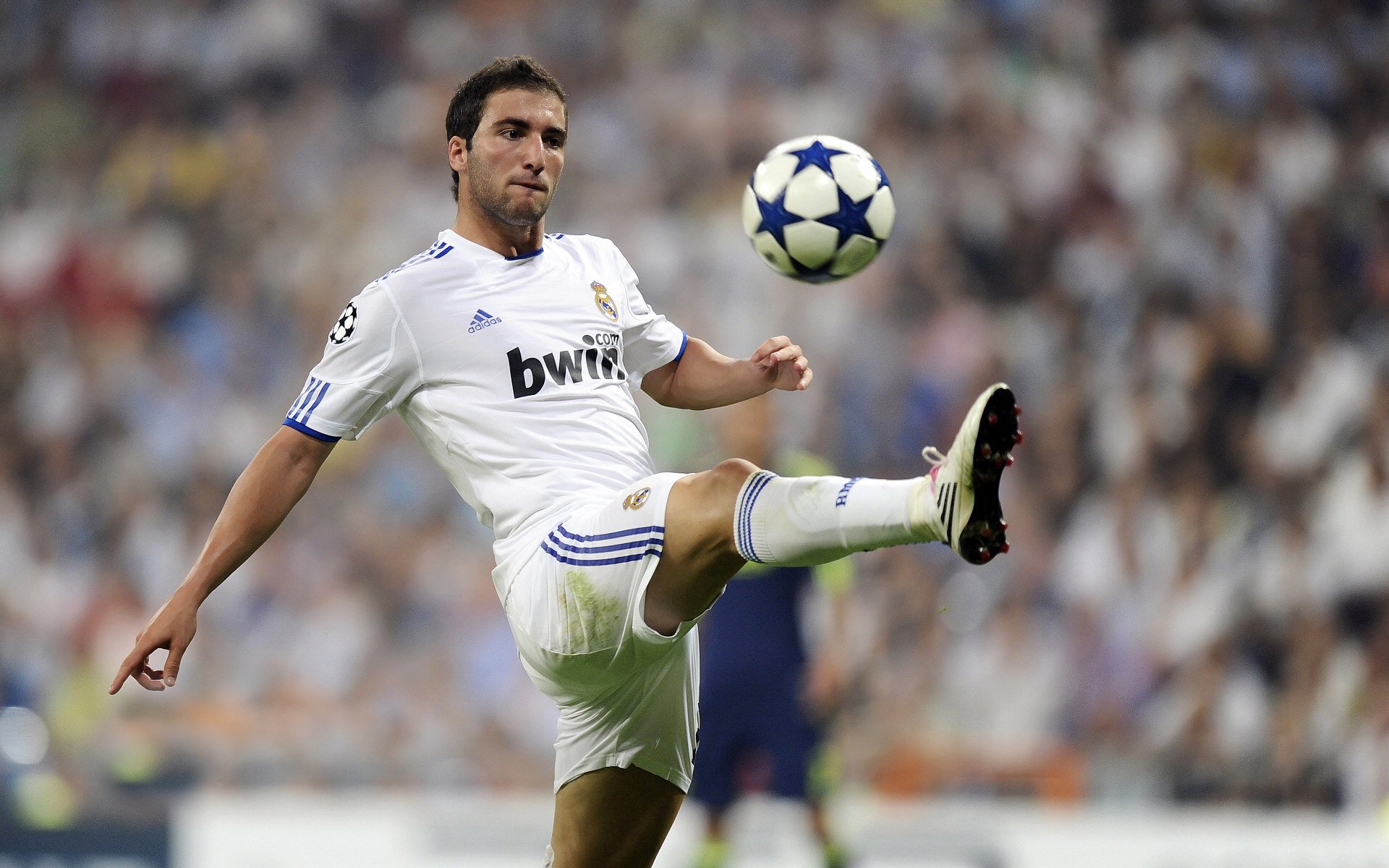 中国九游体育-丁俊晖单杆破百淘汰世界冠军，丁俊晖获得冠军